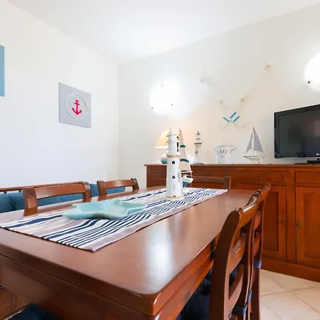 Sardegnasummer Il Borgo Porto San Paolo (Sardinia)